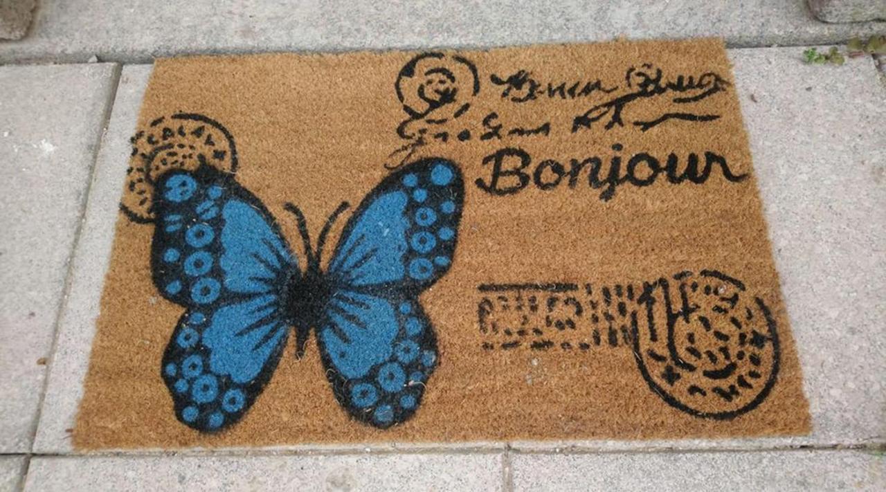 Le Papillon Villa Isserpent Buitenkant foto